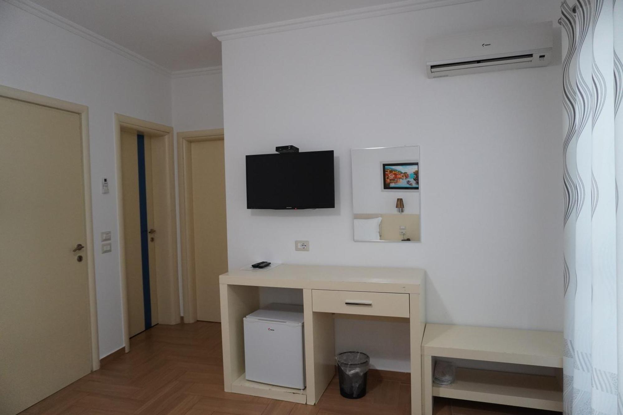 Hotel Agel Saranda Dış mekan fotoğraf